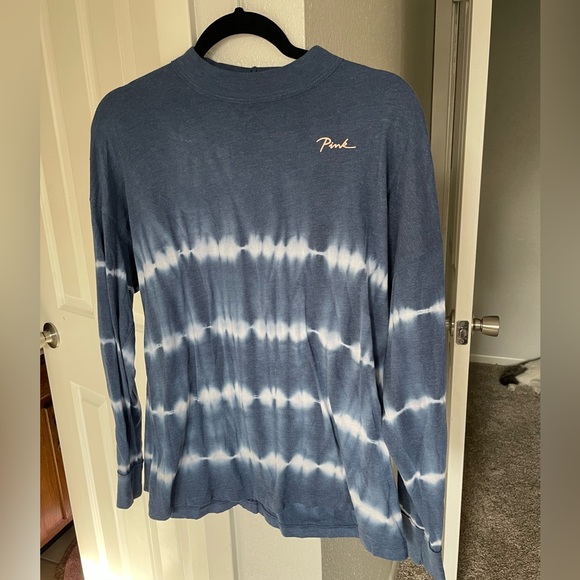Light weight short turtleneck long sleeve! - Picture 1 of 3